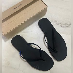 Rothy’s Black “The Flip” sandals
